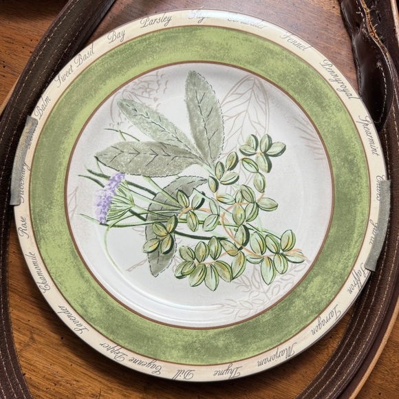 American Atelier Bouquet Garni 5011 Salad Plate - Mint Basil - Picture 2 of 3